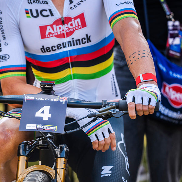 4.0 MTB World Series HydroKnit Pack